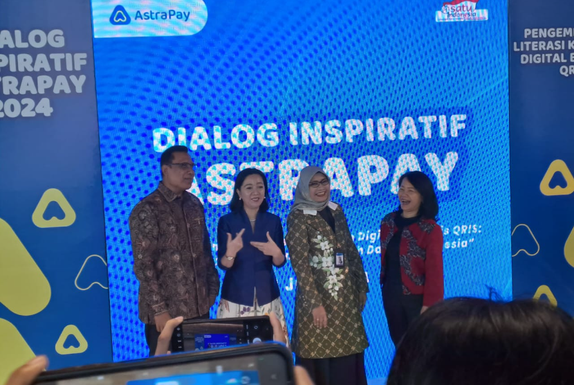 Suasana Dialog Inspiratif AstraPay bertajuk ‘Pengembangan Literasi Keuangan Digital Berbasis QRIS’ di Jakarta, Kamis (13/6/2024).
