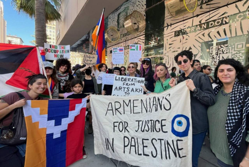 Aksi pro-Palestina di ibu kota Armenia, Yerevan pada Desember 2023.