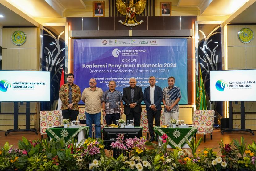 Rangakain Kick Off Konferensi Penyiaran Indonesia di Auditorium dr. Syafri Guricci FKK UMJ, Kamis (4/7/2024). 