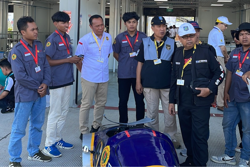 Bea Cukai Mataram memberikan pelayanan dan pengawasan logistik untuk kompetisi Shell Eco-Marathon Asia-Pacific and the Middle East 2024.