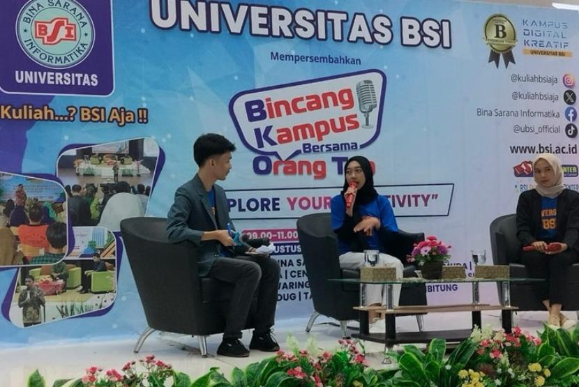 Bincang Kampus Bersama Orang Tua (BKOT) Universitas BSI (Bina Sarana Informatika) kembali hadir dengan semangat baru! Acara ini bukan sekadar dialog biasa, tapi kesempatan emas buat orang tua mahasiswa baru memahami seluk-beluk dunia perkuliahan di Universitas BSI.