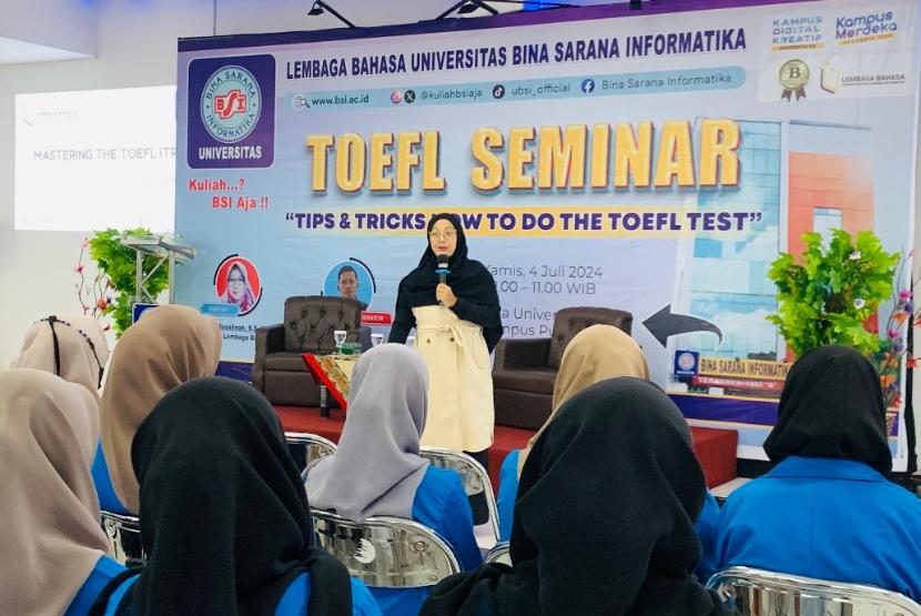 Universitas BSI (Bina Sarana Informatika) Kampus Purwokerto menggelar seminar bertajuk 