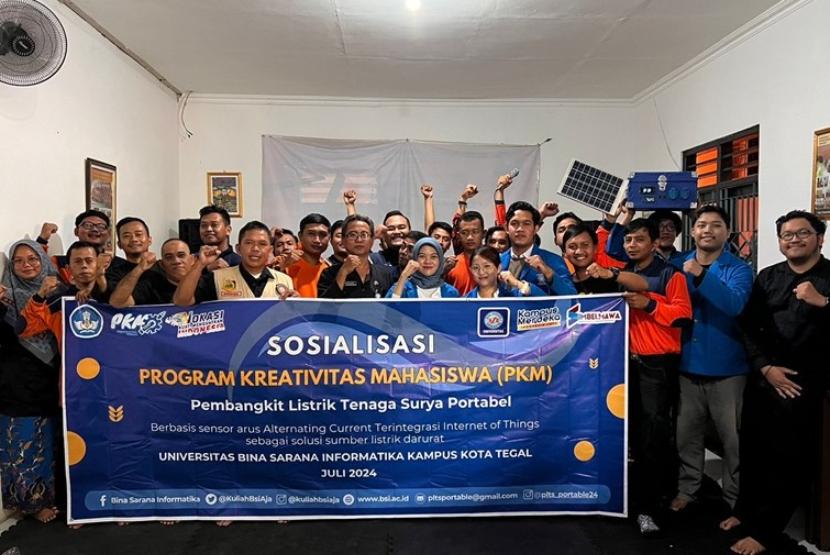  Universitas BSI (Bina Sarana Informatika) Kampus Tegal berhasil menciptakan sebuah inovasi PLTS Portabel.