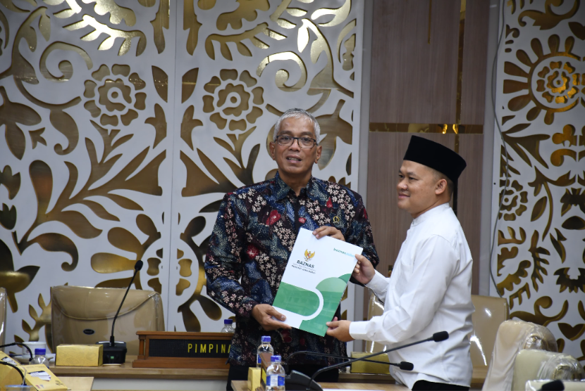 Wakil Ketua Komisi V DPRD Provinsi Jawa Barat Abdul Hadi Wijaya dalam audiensi bersama Badan Koordinasi (Badko) Himpunan Mahasiswa Islam (HMI) Jabar, Kota Bandung, Kamis (8/8/2024).