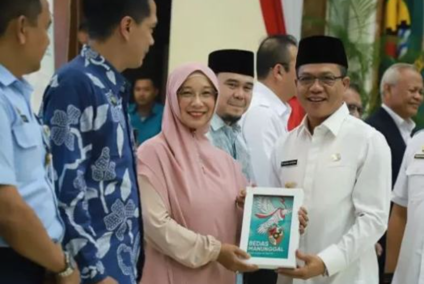 Dadang Supriyatna merilis karya buku Bedas Manunggal, Oase Hikmah dan Imtiyaz serta buku Pancasila dan Kewarganegaraan.