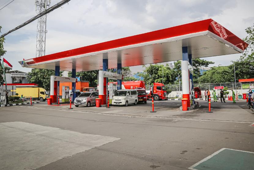 PT Pertamina Patra Niaga, Sub Holding Commercial & Trading Pertamina langsung bergerak cepat merespons keluhan pelanggan terkait operator SPBU di Denpasar, Bali.