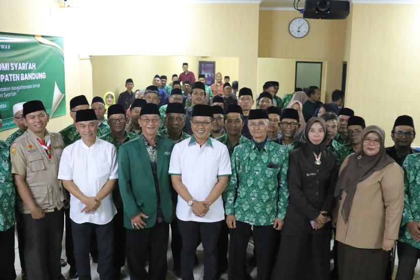 Dukungan penuh terhadap Dadang Supriatna (Kang DS) untuk kembali memimpin Kabupaten Bandung pada periode kedua 2024-2029, dideklarasikan oleh organisasi Islam Mathla