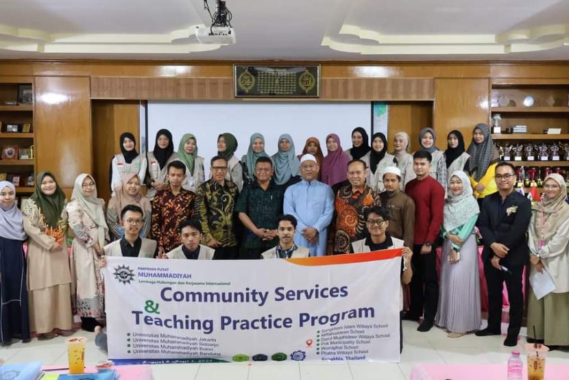  Universitas Muhammadiyah Jakarta (UMJ) mendampingi tiga PTMA (Perguruan Tinggi Muhammadiyah Aisyiyah) dalam menjalin kerja sama internasional dengan sekolah-sekolah di Thailand. 