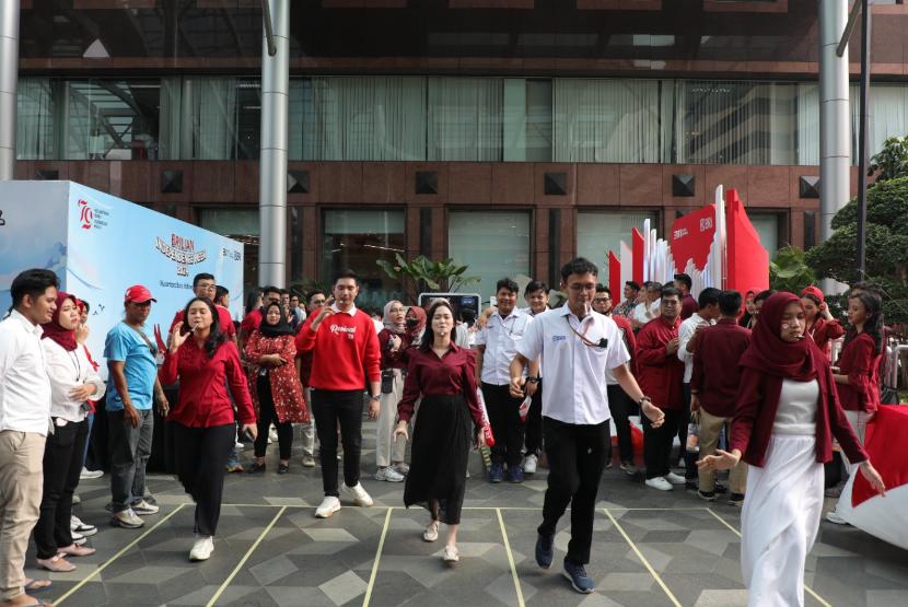 PT Bank Rakyat Indonesia (Persero) Tbk turut memeriahkan Hari Ulang Tahun ke-79 Republik Indonesia (RI) dengan menghadirkan suka cita dan semangat kemerdekaan bagi masyarakat, terutama Insan BRILian atau pekerja BRI. 