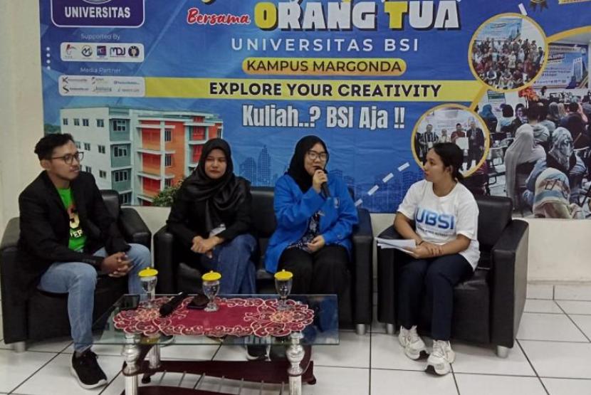 Universitas BSI (Bina Sarana Informatika) kampus Margonda akan menggelar event Bincang Kampus Orang Tua (BKOT) di gedung Universitas BSI margonda Depok, Jalan Raya Margonda Raya No 8, Pondok Cina, Depok, pada Sabtu, 24 Agustus 2024.