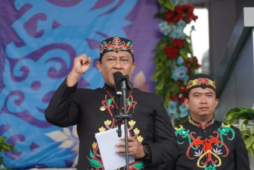 Wakil Gubernur Kalimantan Tengah (Kalteng) Edy Pratowo memberikan apresiasi dan penghargaan yang tinggi atas jasa, dedikasi, dan kontribusi semua pemangku kepentingan terhadap kemajuan pembangunan di Kabupaten Barito Utara. 