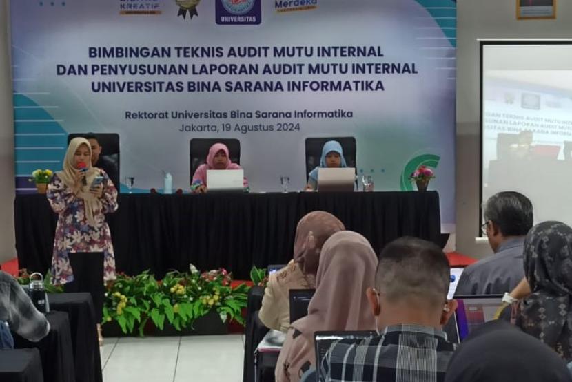  Pelaksanaan Bimtek ditujukan kepada Auditor internal di lingkungan Universitas BSI (Bina Sarana Informatika) yang terdiri atas ketua program studi, kepala bagian, kepala biro, ketua Unit Kerja, dan beberapa staf Akademik yang telah ditetapkan sebagai Auditor.