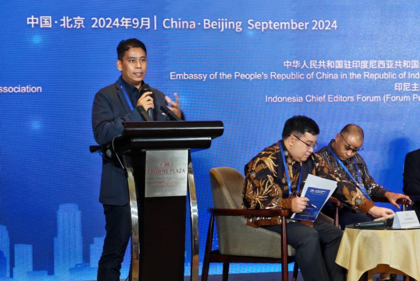 Pemimpin Redaksi Republika Elba Damhuri menghadiri China-Indonesia Forum yang digagas Kementerian Luar Negeri China di Beijing.