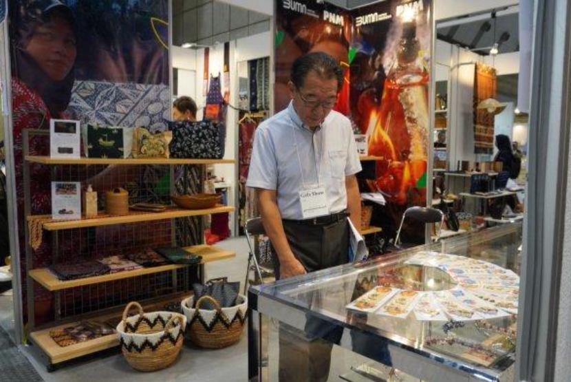 Beragam jenis handicraft produk nasabah PNM, Rabu-Jumat (4-6/9/2024) diikutkan dalam ajang pameran Tokyo?Gift?Show?ke-98.