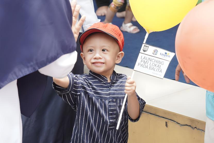 TASPEN menyalurkan bantuan makanan bergizi kepada 207 balita berisiko stunting, gizi buruk, dan kekurangan nutrisi di Kecamatan Cempaka Putih, Jakarta Pusat, pada Kamis (12/9/2024) lalu.