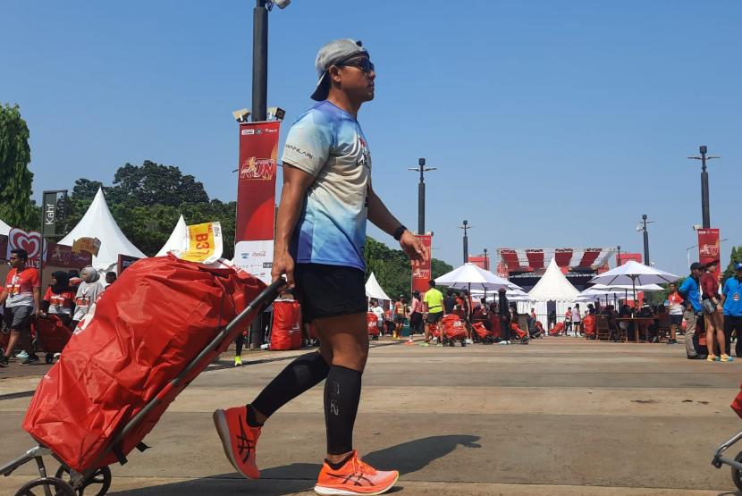 Alfamart Run 2024 sukses menarik animo pecinta lari. Sebanyak 2.500 pelari ambil bagian pada ajang lomba lari yang dilaksanakan di Senayan Gelora Bung Karno (GBK) Jakarta, pada Ahad (27/10/2024).