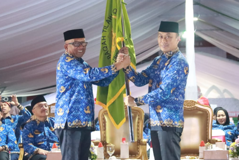 Musabaqah Tilawatil Quran (MTQ) VII KORPRI Tingkat Nasional Tahun 2024 yang diselenggarakan sejak 3 sampai 10 November 2024 telah berakhir dan resmi ditutup oleh Ketua Umum Dewan Pengurus KORPRI Nasional, bertempat di Halaman Kantor Gubernur Kalteng, Sabtu (9/11/2024) malam.