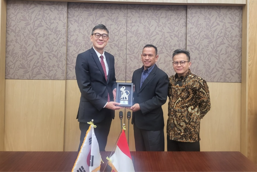 Universitas BSI (Bina Sarana Informatika sebagai kampus digital kreatif, bersama beberapa kampus lainnya di bawah LLDikti Wilayah 3 Jakarta, menghadiri pertemuan penting dengan Dankook University di Korea Selatan, pada Rabu (13/11).