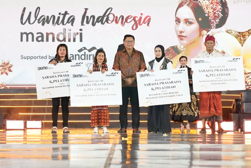 Bank Mandiri kembali menunjukkan komitmennya dalam mendukung industri kreatif Tanah Air melalui program Tanggung Jawab Sosial dan Lingkungan (TJSL).