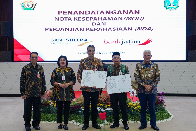 Bank Pembangunan Daerah Sulawesi Tenggara (Bank Sultra) resmi menjadi bank kelima yang menjalin komitmen KUB dengan PT Bank Pembangunan Daerah Jawa Timur Tbk (bankjatim). 