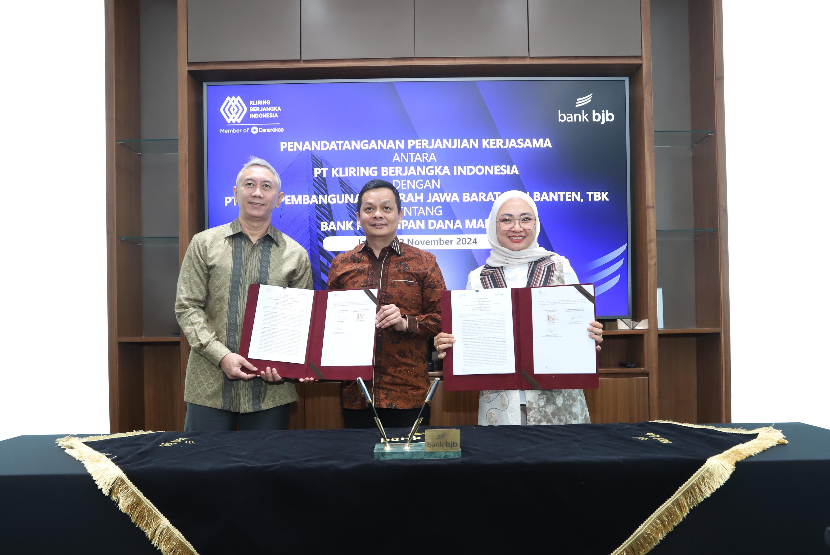 Bank bjb terus memperkuat posisi bisnisnya dengan menjalin berbagai sinergi strategis demi memberikan manfaat optimal bagi para pemegang saham dan nasabah. 