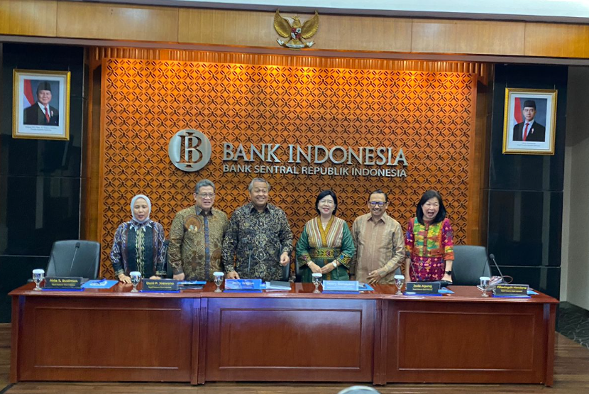 Konferensi pers Rapat Dewan Gubernur Bank Indonesia (RDG BI) Bulan Desember 2024 di Kompleks BI, Jakarta, Rabu (18/12/2024). 