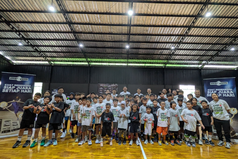 Etawaku Platinum berkolaborasi dengan Warriors Basketball Academy dalam pelaksanaan Camp 2024 yang diadakan pada 26-29 Desember di Warriors Indoor Tanah Kusir, diikuti oleh lebih dari 115 peserta.