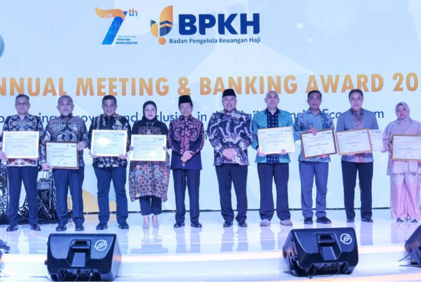 Badan Pengelola Keuangan Haji (BPKH) menggelar Annual Meeting dan Banking Award 2024 di Hotel Sheraton Gandaria City, Jakarta, Jumat (13/12/2024).