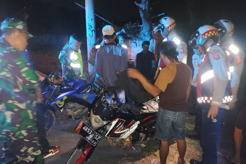  Polres Indramayu bersinergi dengan Kodim 0616 Indramayu menggelar patroli skala besar, Sabtu (29/12/2024) malam.