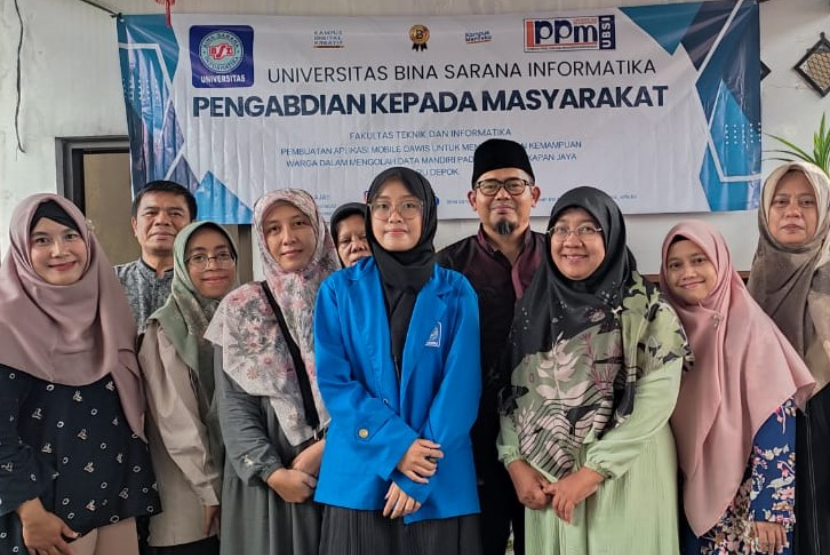 Dosen Universitas Bina Sarana Informatika (UBSI) Fakultas Teknik dan Informatika sukses melaksanakan kegiatan Hibah Program Kemitraan Masyarakat (PKM) di Kav Pelita Air Service, Cluster PDR 2 No 2, Depok. 