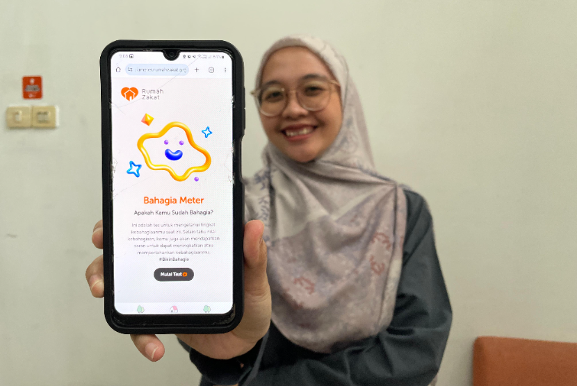 Rumah Zakat meluncurkan website bahagiameter.rumahzakat.org yang bertujuan agar masyarakat bisa mengukur tingkat kebahagiaan mereka.