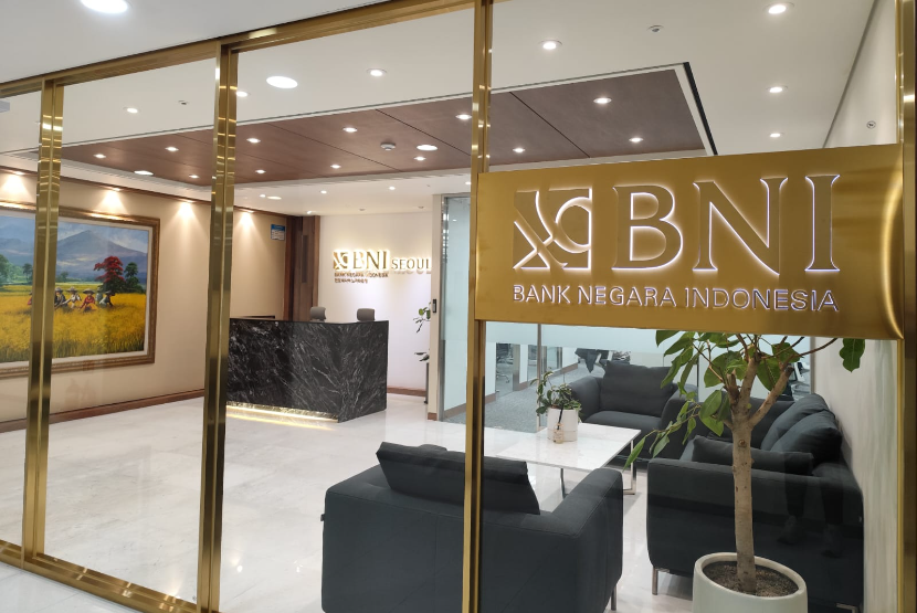 PT Bank Negara Indonesia Tbk (BNI) cabang Seoul tetap menunjukkan komitmennya sebagai satu-satunya bank Indonesia dengan lisensi penuh, melayani diaspora Indonesia di Korea Selatan (Korsel).