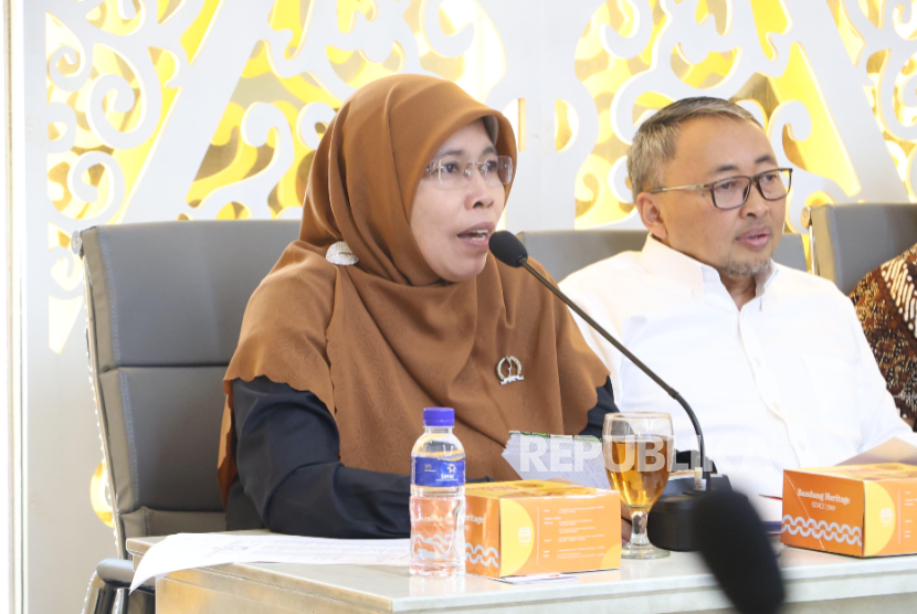 Wakil Ketua Komisi V DPRD Jabar Siti Muntamah