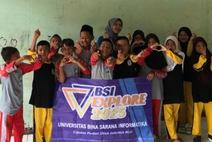 Mahasiswa peserta BSI Explore 2025 dari Kelompok 33 sukses membawa suasana ceria dan interaktif ke SDN Sukakarya 02, Desa Sukakarya, Kabupaten Bekasi pada Senin, 10 Februari 2025. 