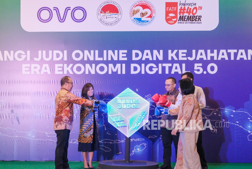 PT Visionet Internasional (OVO) meluncurkan GEBUK JUDOL (Gerakan Bareng Ungkap Judi Online), 19 November 2024.