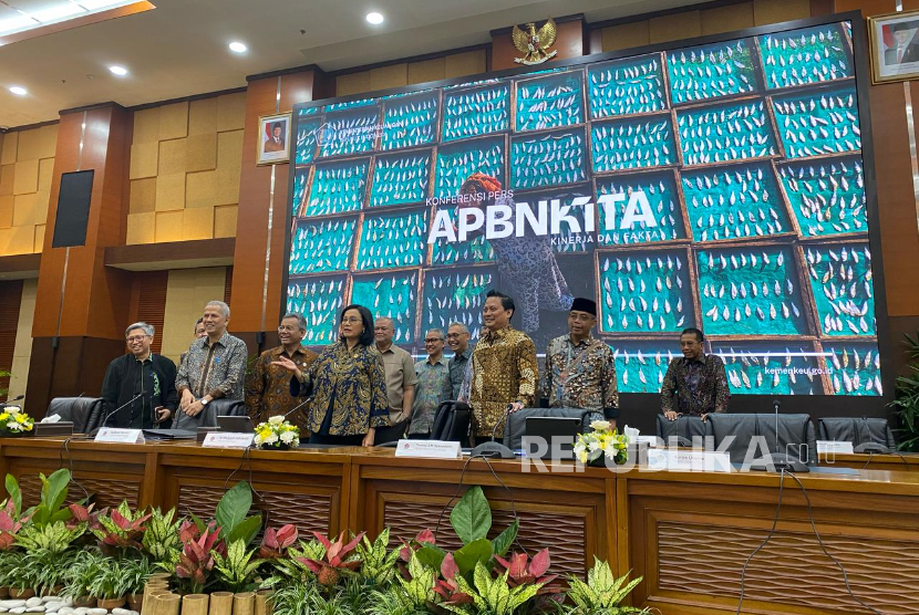 Suasana sebelum Konferensi Pers APBN Kita di Kantor Kementerian Keuangan, Jakarta Pusat, Kamis (13/3/2025).