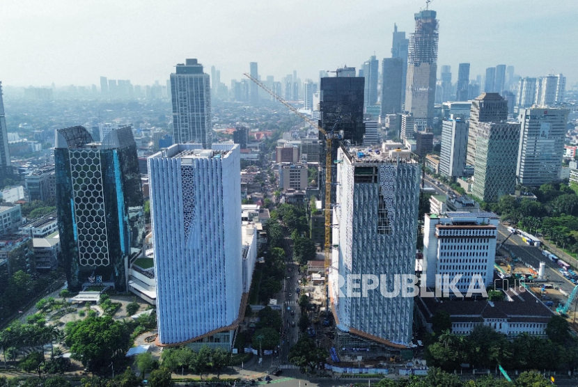 Progres konstruksi BSI Tower di Jalan Medan Merdeka Selatan, Jakarta, telah mencapai 89,66 persen.