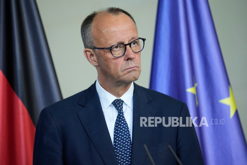 Kanselir Jerman Friedrich Merz menghadiri konferensi pers di Berlin, Jerman, Rabu, 14 Mei 2025. 