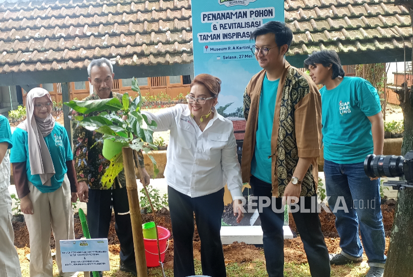 Kegiatan revitalisasi Taman Inspirasi Kartini, Museum RA Kartini di Rembang.
