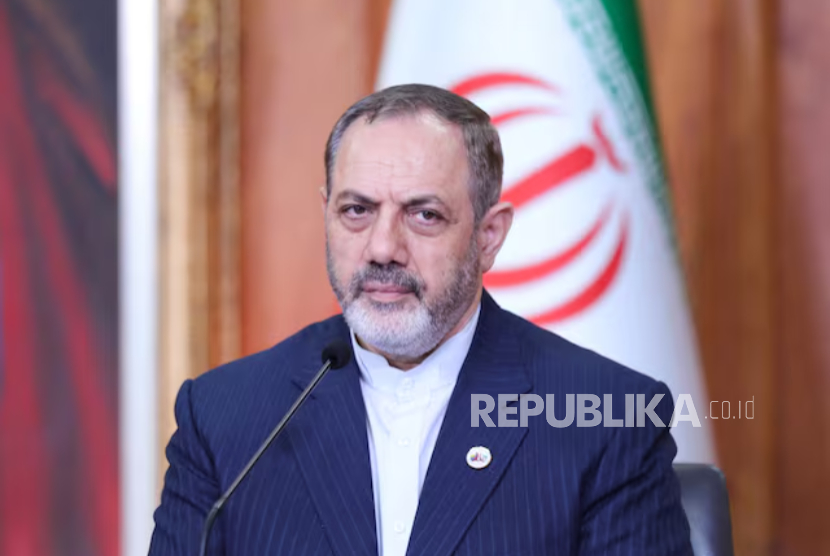 Menteri Pertahanan Iran, Brigadir Jenderal Aziz Nasirzadeh