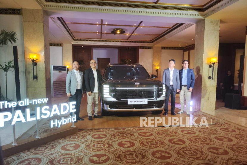 Hyundai All New Palisade Hybrid diluncurkan di Jakarta, Jumat (13/6/2025). Ada tiga model yang dilepas, dengan harga terendah Rp1, 105 miliar dan tertinggi Rp1, 359 miliar. A