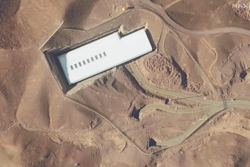 Citra satelit yang disediakan oleh Maxar Technologies menunjukkan fasilitas pengayaan Fordo di Iran pada 24 Januari 2025. 
