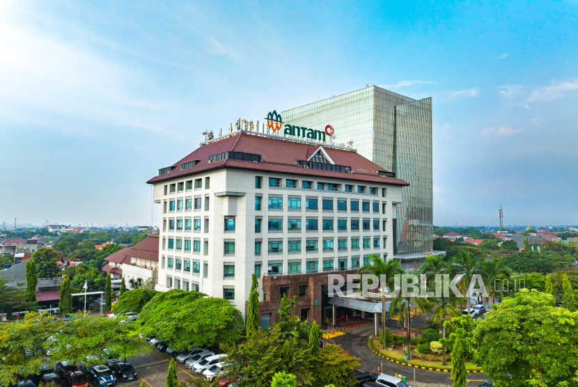 57 Tahun ANTAM jadi Pelopor Hilirisasi Mineral Strategis Nasional
