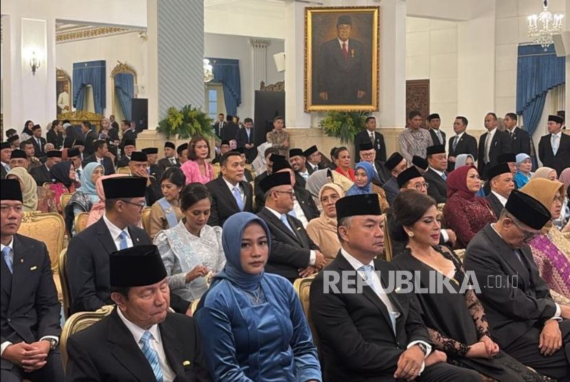 Penerima tanda jasa dan tanda kehormatan dari Presiden RI Jenderal (Purn) Prabowo Subianto di Istana Negara, Jakarta Pusat, Senin (25/8/2025).