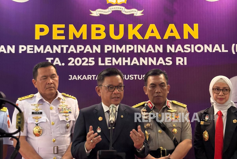 Gubernur Lemhannas Tubagus Ace Hasan Syadzily di Ruang Dwiwarna Lemhannas, Jakarta Pusat, Selasa (26/8/2025).