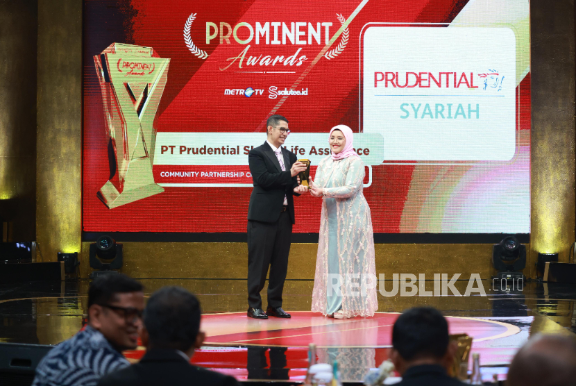 PT Prudential Sharia Life Assurance (Prudential Syariah) kembali meraih dua penghargaan, yakni Sharia Insurance Innovator of The Year dan Community Championship Program.
