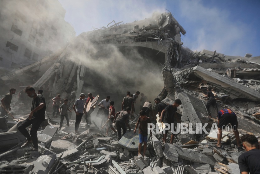 Israel Bantai Pemain Sepak Bola Bersama 14 Orang Keluarganya di Gaza