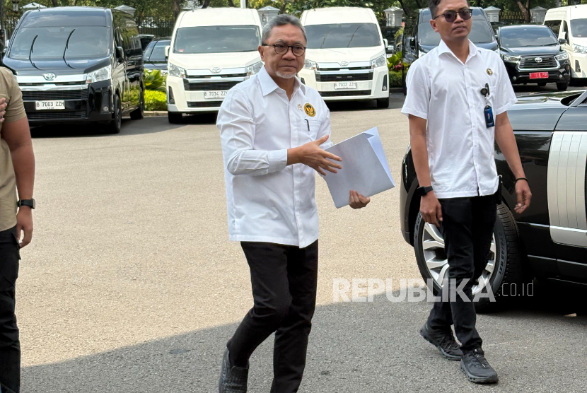 Menteri Koordinator Bidang Pangan Zulkifli Hasan (Zulhas) di Istana Kepresidenan Jakarta, Selasa (16/9/2025).