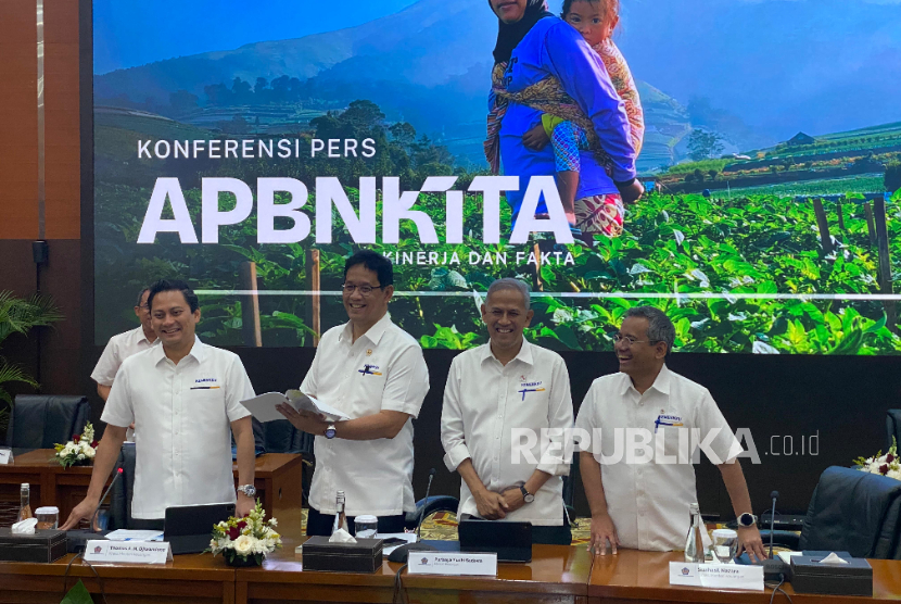 Konferensi Pers APBN Kita edisi September 2025 di Kantor Kementerian Keuangan, Jakarta, Senin (22/9/2025). 