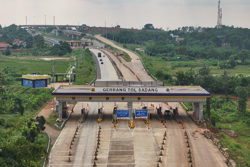 Pembangunan tol Jakarta-Cikampek II Selatan (Japeksel) di Kabupaten Karawang, Jawa Bara,t kini telah mencapai 90,11 persen per akhir September..
